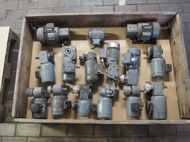 Partij diverse elektromotoren (15x) - afbeelding 3 van  6