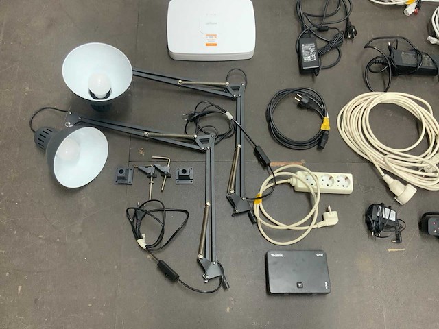 Partij diverse elektronica - afbeelding 6 van  19