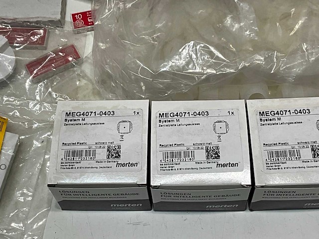 Partij diverse elektrotoebehoren - afbeelding 5 van  19