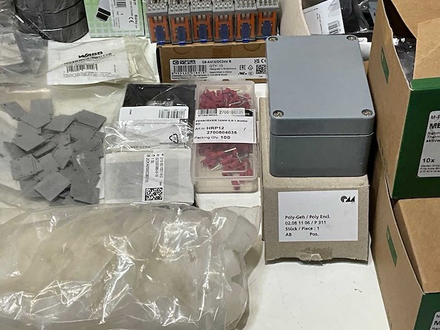 Partij diverse elektrotoebehoren - afbeelding 8 van  19