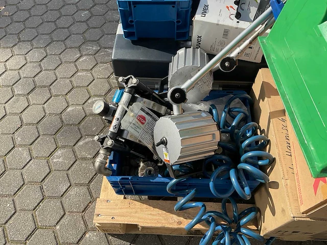 Partij diverse en machineonderdelen - afbeelding 6 van  10