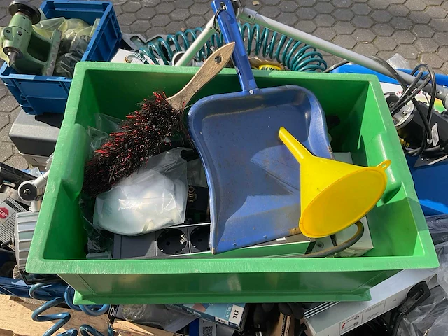 Partij diverse en machineonderdelen - afbeelding 7 van  10