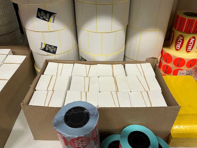 Partij diverse etiketten/labels - afbeelding 16 van  16