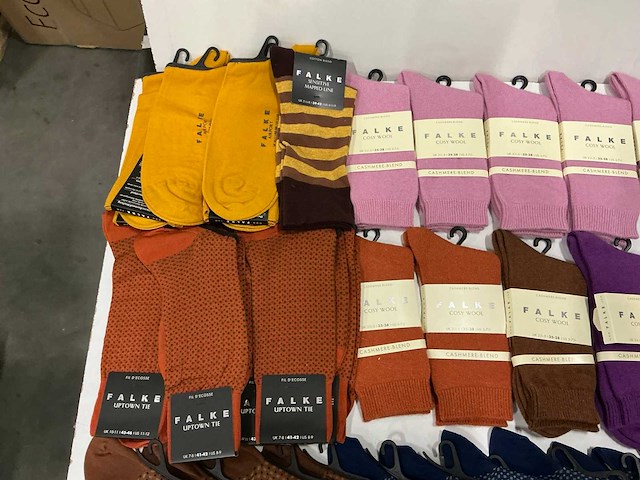 Partij diverse falke sokken (56x) - afbeelding 4 van  9
