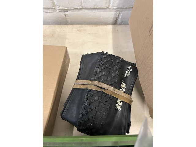 Partij diverse fietsonderdelen w.o. shimano - afbeelding 7 van  8