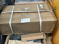 Partij diverse fitness gewichten w.o. physionics - afbeelding 2 van  6