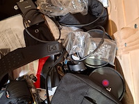 Partij diverse foto en video accessoires, o.a. gopro, nikon - afbeelding 2 van  11