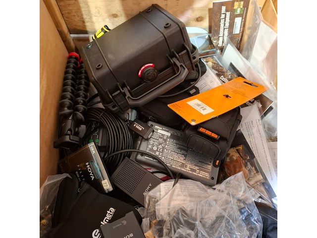 Partij diverse foto en video accessoires, o.a. gopro, nikon - afbeelding 3 van  11