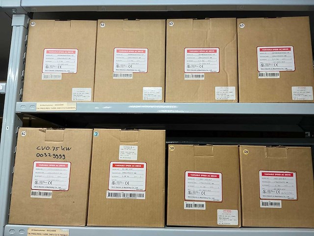 Partij diverse frequentieregelaars (8x) - afbeelding 1 van  6