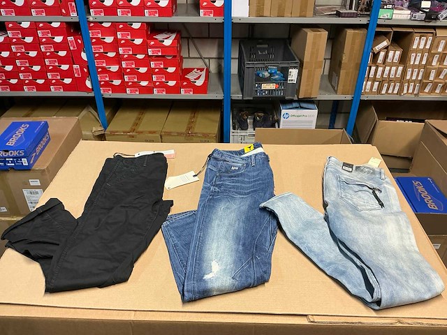 Partij diverse g-star broeken (16x) - afbeelding 1 van  9