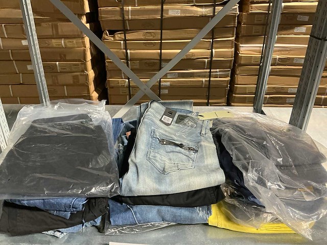 Partij diverse g-star broeken (16x) - afbeelding 8 van  9