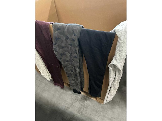 Partij diverse g-star jogging broeken (100x) - afbeelding 2 van  6