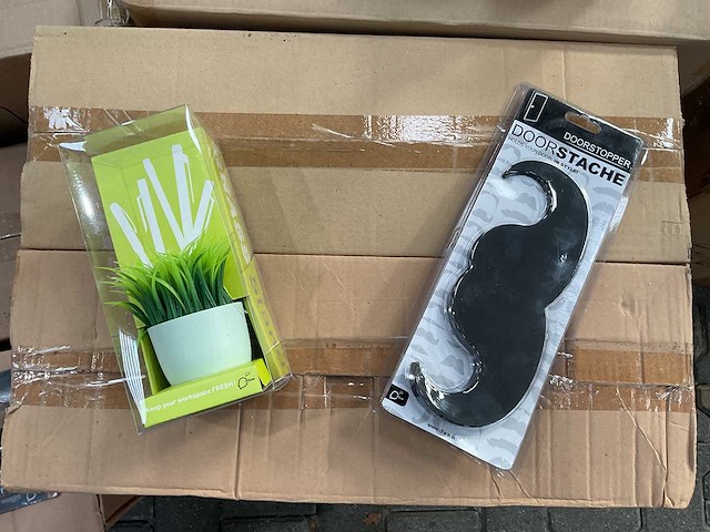 Partij diverse gadgets (252x) - afbeelding 5 van  7