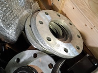 Partij diverse garage inventaris en onderdelen - afbeelding 3 van  9
