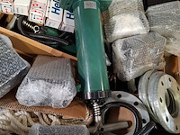 Partij diverse garage inventaris en onderdelen - afbeelding 5 van  9