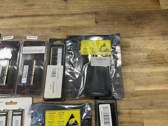Partij diverse geheugen items (19x) - afbeelding 7 van  7