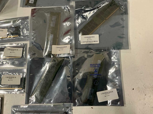 Partij diverse geheugen items (32x) - afbeelding 14 van  17