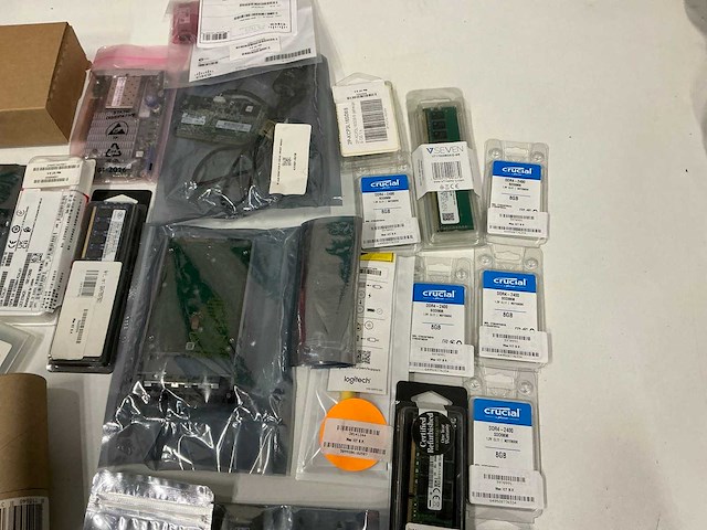 Partij diverse geheugenkaarten/overige ict items (75x) - afbeelding 5 van  13