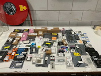 Partij diverse geheugenkaarten/overige ict items (75x) - afbeelding 1 van  13