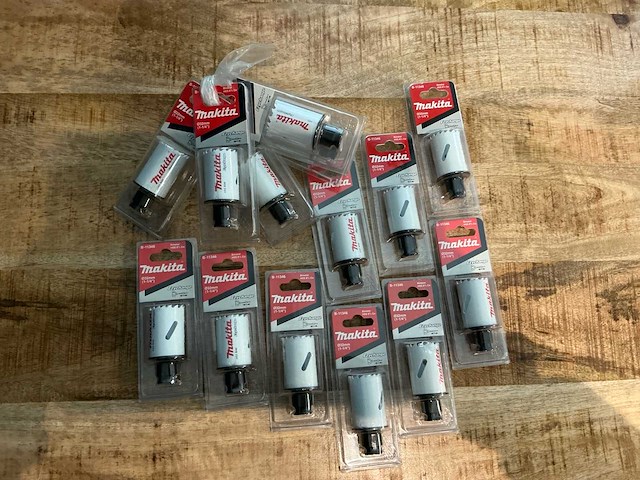 Partij diverse gereedschap makita - afbeelding 8 van  49