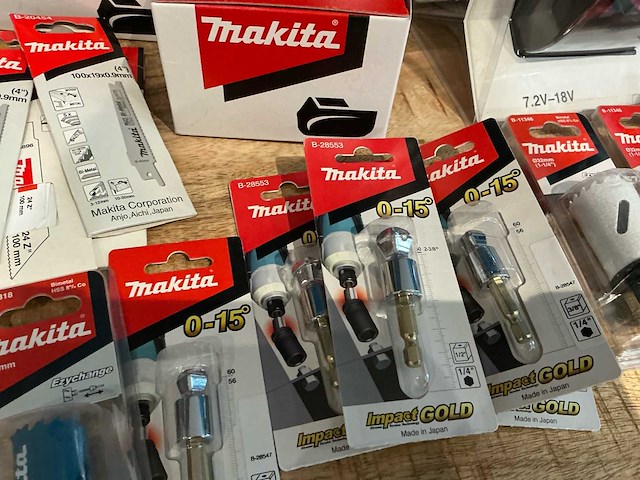 Partij diverse gereedschap makita - afbeelding 46 van  49