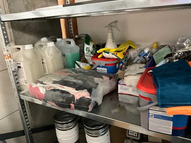 Partij diverse gereedschappen en installatie materialen - afbeelding 2 van  11