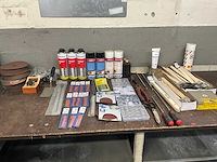 Partij diverse gereedschappen en toebehoren - afbeelding 1 van  5