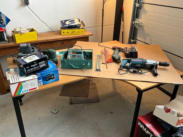 Partij diverse gereedschappen - afbeelding 1 van  7