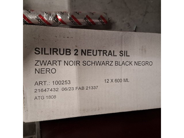 Partij diverse glaskit en soudaseal mirror soudal, diverse kleuren - afbeelding 16 van  21