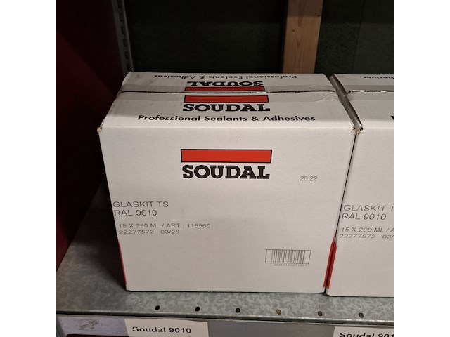 Partij diverse glaskit en soudaseal mirror soudal, diverse kleuren - afbeelding 18 van  21