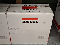 Partij diverse glaskit en soudaseal mirror soudal, diverse kleuren - afbeelding 19 van  21