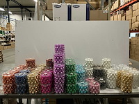 Partij diverse glassballs 40mm 36pcs/per tube (101 tubes) - afbeelding 1 van  19