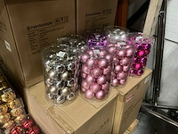 Partij diverse glazen kerstballen 30/tube (80 tubes) - afbeelding 1 van  13