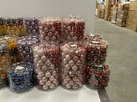 Partij diverse glazen kerstballen 40mm 36/tube (92 tubes) - afbeelding 6 van  12