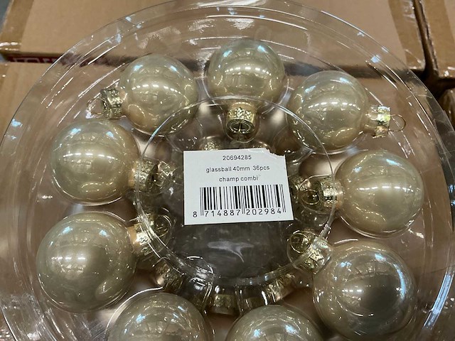 Partij diverse glazen kerstballen 40mm 36/tube (96 tubes) - afbeelding 2 van  2