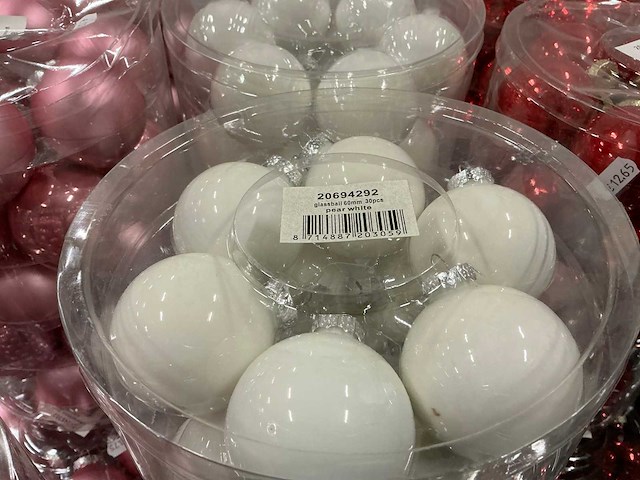 Partij diverse glazen kerstballen 60mm 30/tube (82 tubes) - afbeelding 17 van  22