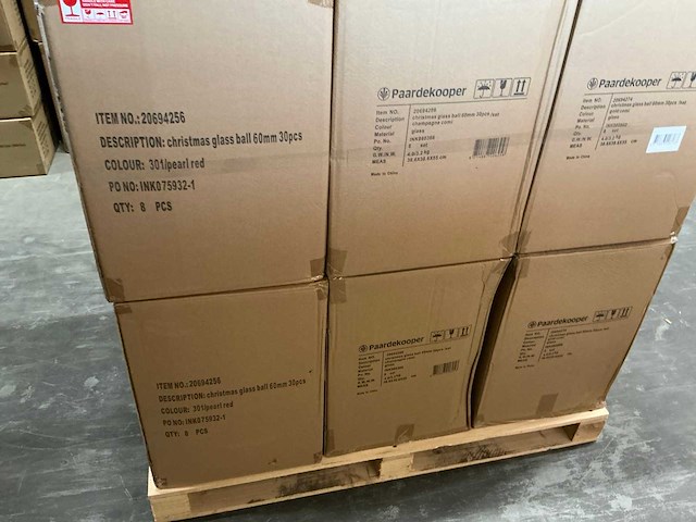 Partij diverse glazen kerstballen 60mm 30/tube (94 tubes) - afbeelding 15 van  18