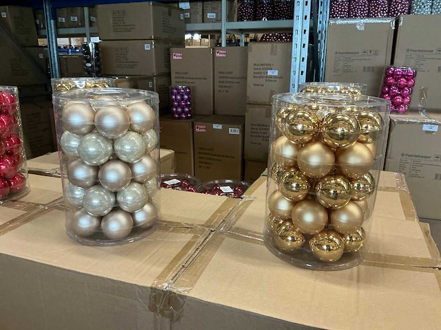 Partij diverse glazen kerstballen 60mm 30/tube (94 tubes) - afbeelding 17 van  18