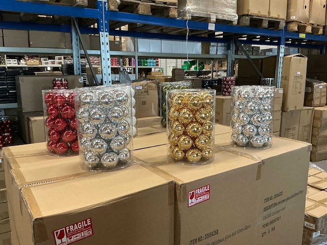 Partij diverse glazen kerstballen 60mm 30/tube (96 tubes) - afbeelding 8 van  15