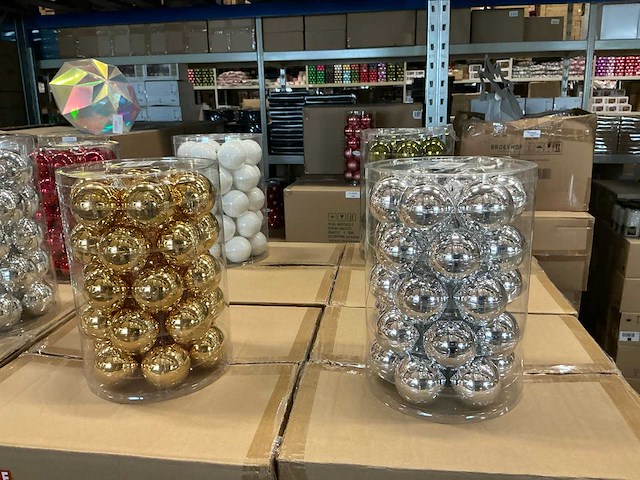 Partij diverse glazen kerstballen 60mm 30/tube (96 tubes) - afbeelding 15 van  15