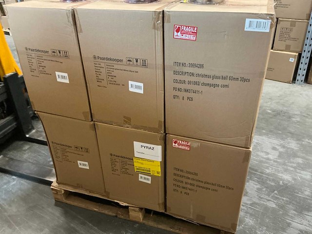 Partij diverse glazen kerstballen 60mm 30/tube (96 tubes) - afbeelding 8 van  13