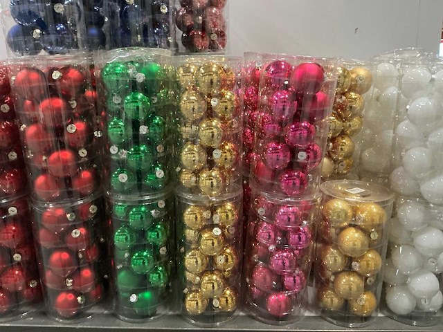 Partij diverse glazen kerstballen 80mm 15/tube (112 tubes) - afbeelding 5 van  20