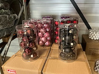 Partij diverse glazen kerstballen 80mm 15/tube (52 tubes) - afbeelding 1 van  8