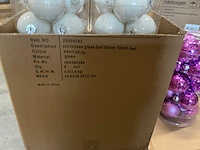Partij diverse glazen kerstballen 80mm 15/tube (81 tubes) - afbeelding 2 van  9