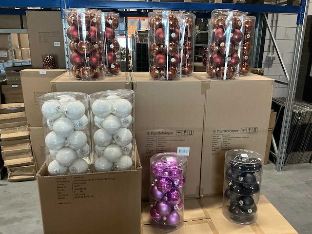 Partij diverse glazen kerstballen 80mm 15/tube (81 tubes) - afbeelding 1 van  9