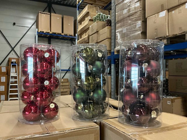 Partij diverse glazen kerstballen 80mm 15/tube (88 tubes) - afbeelding 1 van  12