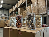 Partij diverse glazen kerstballen 80mm 15/tube (96 tubes) - afbeelding 11 van  16