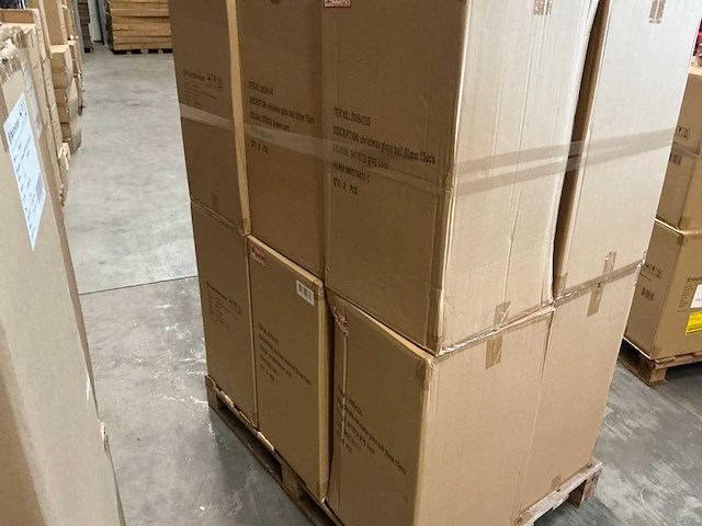 Partij diverse glazen kerstballen 80mm 15/tube (96 tubes) - afbeelding 12 van  16