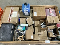 Partij diverse goederen - afbeelding 4 van  11