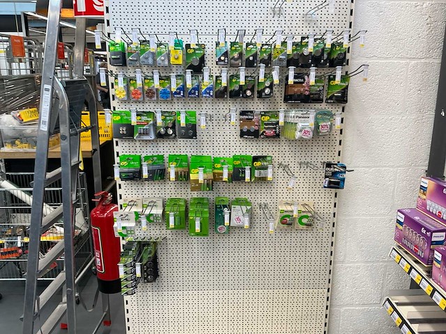 Partij diverse gp/&panasonic/etc batterijen (230x) - afbeelding 1 van  6